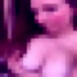 Bérénice, 22 ans, connectée à Saint-Rémy-Boscrocourt pour un plan cul