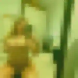 Contacte Noëlla, 22 ans à Saint-Remy-du-Nord en privé