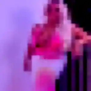 plan cul à Saint-Romain-d'Ay : photo de Bernadette, 29 ans - accès libre