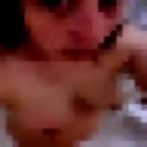 Christelle (39 ans) à Saint-Romain-la-Virvée cherche une rencontre ce soir