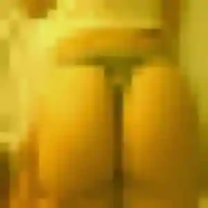 Bousso, 28 ans, connectée à Saint-Romain-Lachalm pour une rencontre coquine