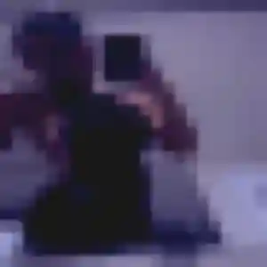 Photo de Ebele à Saint-Romain-sur-Cher (29 ans) - plan cul discret