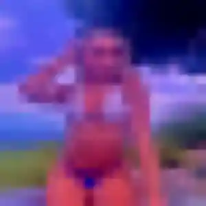 Faustine, fille de 24 ans veut plan cul à Saint-Romans-lès-Melle