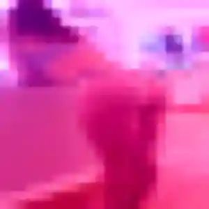 Esi, 35 ans, connectée à Saint-Sérotin pour une rencontre coquine