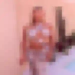 Jennifer, 44 ans, connectée à Saint-Sornin-Lavolps pour un plan cul