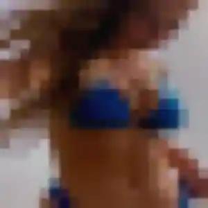 plan cul à Saint-Sulpice-de-Faleyrens : photo de Lina, 26 ans - inscription gratuite