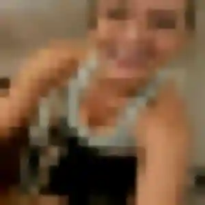 Photo privée de Malika, 27 ans à Saint-Sulpice-de-Royan - plan discret