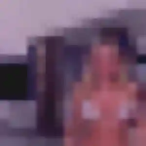 Contacte Gladys, 31 ans à Saint-Symphorien en t'inscrivant