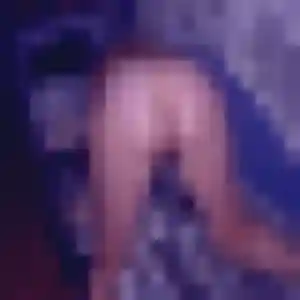 Saly, 23 ans, en ligne à Saint-Thurien pour un plan cul