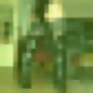 Touty, fille de 29 ans cherche plan cul à Saint-Trivier-de-Courtes