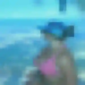 Jolie Yolène, 27 ans à Saint-Tropez - découvrir son profil