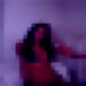 Photo de Valérie à Saint-Valery-en-Caux (27 ans) - plan cul anonyme
