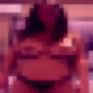 plan cul à Saint-Vallier-de-Thiey : photo de Laura, 45 ans - inscription gratuite