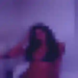 Valérie (24 ans) à Saint-Vigor-le-Grand cherche un plan cul rapidement