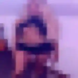 Photo de Efua à Saint-Vincent-Sterlanges (28 ans) - plan cul discret