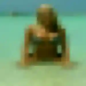 Photo privée de Nana, 28 ans à Sainte-Croix-du-Mont - plan discret