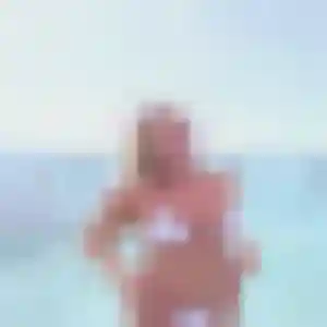 Photo exclusive de Lina, 30 ans à Sainte-Croix-en-Bresse - plan discret