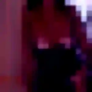 Djeneba, 37 ans, en ligne à Sainte-Suzanne-sur-Vire pour une rencontre coquine