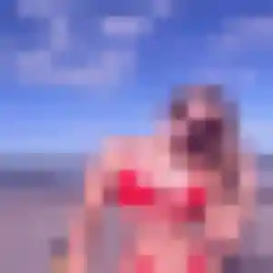 Xénia, fille de 33 ans propose plan cul à Saintes-Maries-de-la-Mer