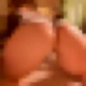 Adeline, 37 ans, connectée à Saivres pour une rencontre coquine