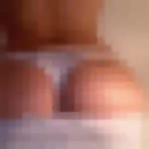 Naomie, 23 ans, disponible à Saivres pour un plan cul