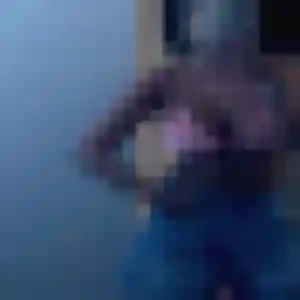 Belle Pauline, 27 ans à Salignac - voir sa photo
