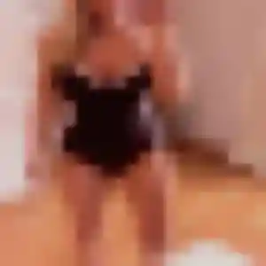 Mawusi de Salon-la-Tour, 45 ans - plan cul discret