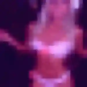 Sexy Israëlle, 22 ans à San-Martino-di-Lota - la contacter