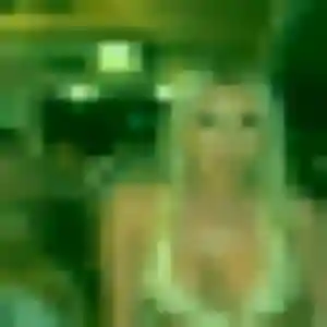 Rejoins Éléonore, 22 ans à Santa-Maria-Poggio en privé