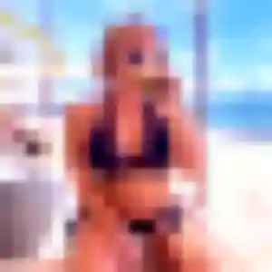 Yemisi, 38 ans, connectée à Sarras pour une rencontre coquine