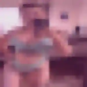 Farida, femme de 27 ans cherche plan cul à Saubusse