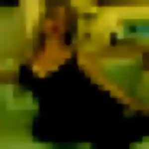 Stéphanie, 27 ans, connectée à Séez pour un plan cul