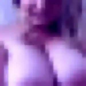 Akinyi, fille de 34 ans cherche plan cul à Seiches-sur-le-Loir