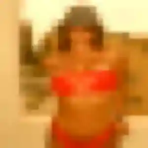 Photo privée de Folake, 22 ans à Selongey - plan discret