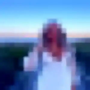 Belle Pauline, 26 ans à Senan - voir sa photo