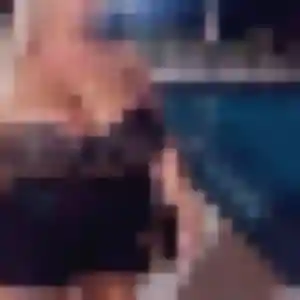 Photo exclusive de Keza, 45 ans à Senillé-Saint-Sauveur - rencontre coquine