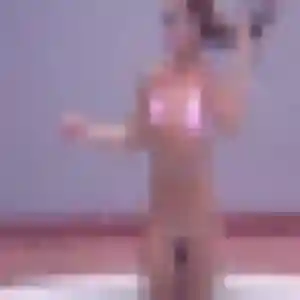 Yasmine, 22 ans, dispo pour plan cul à Servins