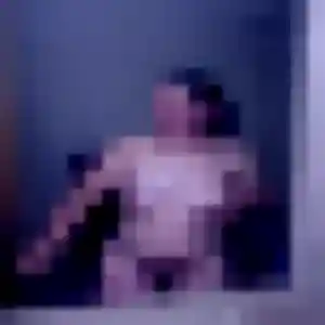 Jamila, 22 ans, connectée à Sévignac pour une rencontre coquine