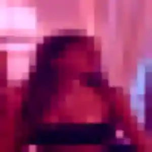 Mériem, fille de 37 ans cherche plan cul à Signes