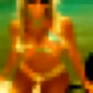 Omotola, 25 ans, disponible à Sinard pour une rencontre coquine