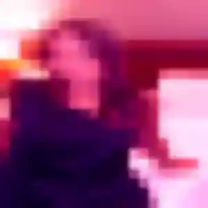 Charmante Bintou, 24 ans à Sonnaz - voir sa photo