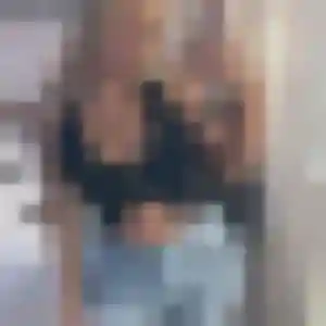 Ifeoma, 31 ans, en ligne à Sulignat pour une rencontre coquine