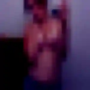 Photo de Adjoavi à Sury-en-Vaux (32 ans) - plan cul discret