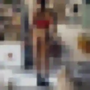 Contacte Nadia, 40 ans à Thénac en privé