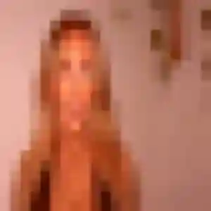 Photo de Salomé à Thézy-Glimont (23 ans) - plan cul gratuit
