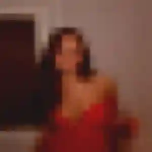Photo exclusive de Hope, 23 ans à Tignieu-Jameyzieu - rencontre sans lendemain
