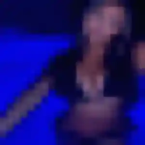 Lola (26 ans) à Torteron cherche un plan cul ce soir