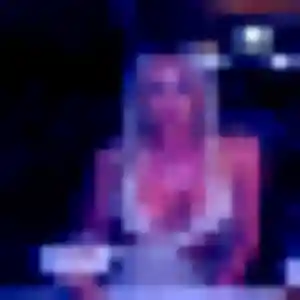 Zuri, 37 ans, connectée à Tours pour une rencontre coquine