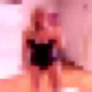 Hawa, 40 ans, connectée à Trédrez-Locquémeau pour une rencontre coquine