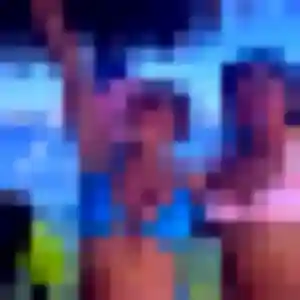 Photo de Gnilane à Trélévern (36 ans) - plan cul discret